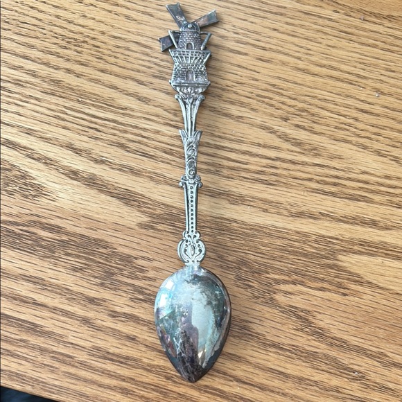Dutch Windmill Spoon - Picture 3 of 5